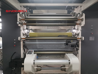 Triplex Solventsiz Laminatör, A400-3V